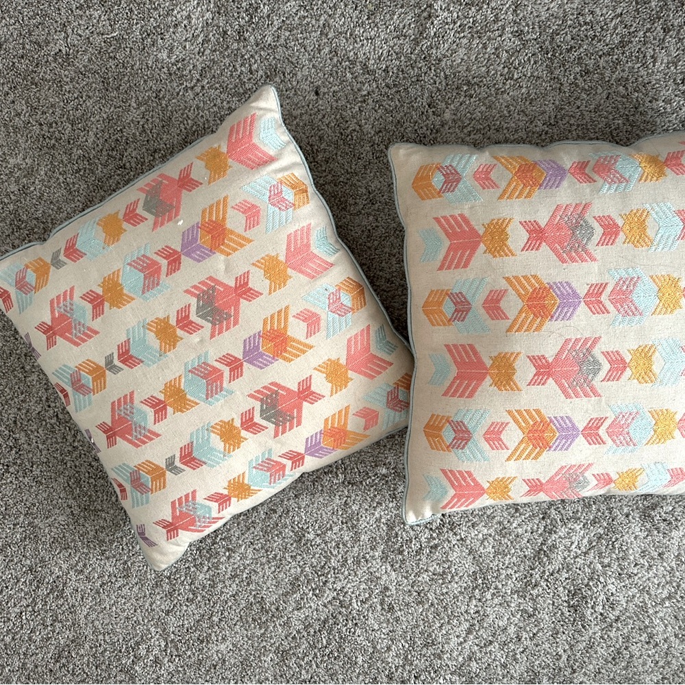 Aztec pillows NWOT